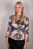 Ausome. Top in stretch silk crepe satin. Long sleeves and high boat-neck 