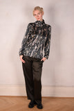 Alexa Stretch Silk shirt w. turtle-neck / collar. Print: "Marble"
