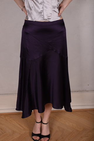 Skirt-Nulle i stretch silke satin. "Night Purple"