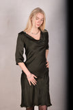Kathrina. Reversible dress with 3/4 sleeves and cowl neck.