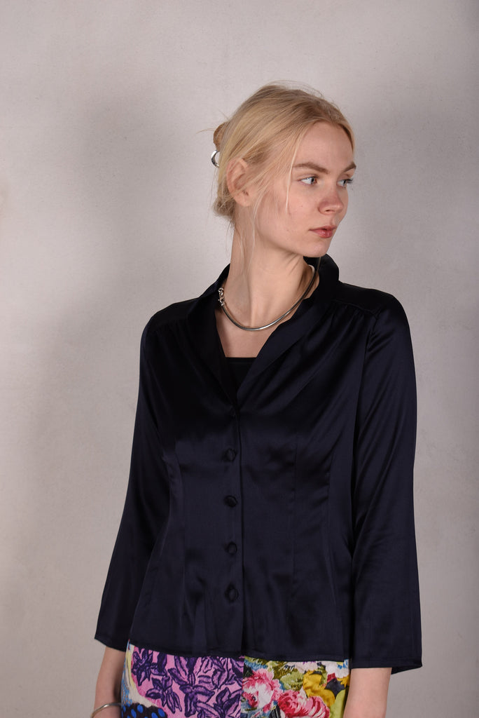 Bifty. Shirt/jacket in Stretch Silk Satin with covered buttons "Midnight"