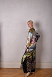 Indrea,  Maxi dress kaftan-style with pockets in Stretch satin silk. Print "Val-de-Nulle"