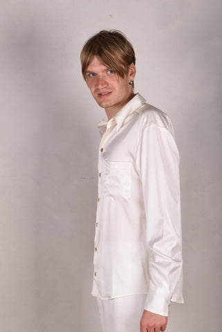 Man-Shirt. "Herre"skjorte i stretch silke (95%silke/5%elastan) "Off-white"