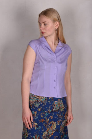 Sif. Faconsyet, kortærmet bluse i stretch crepe silke (Lilac)