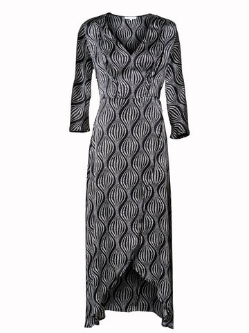 "Vanelli" Midi-lang kjole i med slå-om effekt, stretch satin silke. Print: "Blackabas"