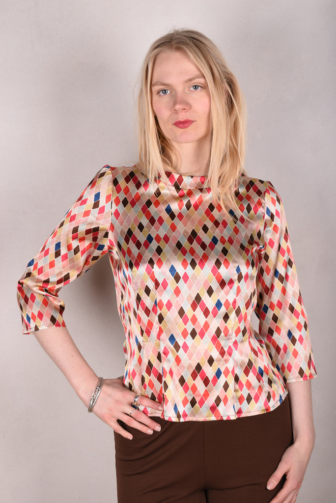Audrey. Silk satin stretch top, classic style. Print:"Harlequin" - Tone Barker Silk