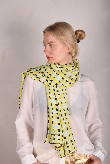 Artist Scarf. Silk Crepe-de-Chine 70X200 cm. "Yasket" by Boeje Barker - Tone Barker Silk