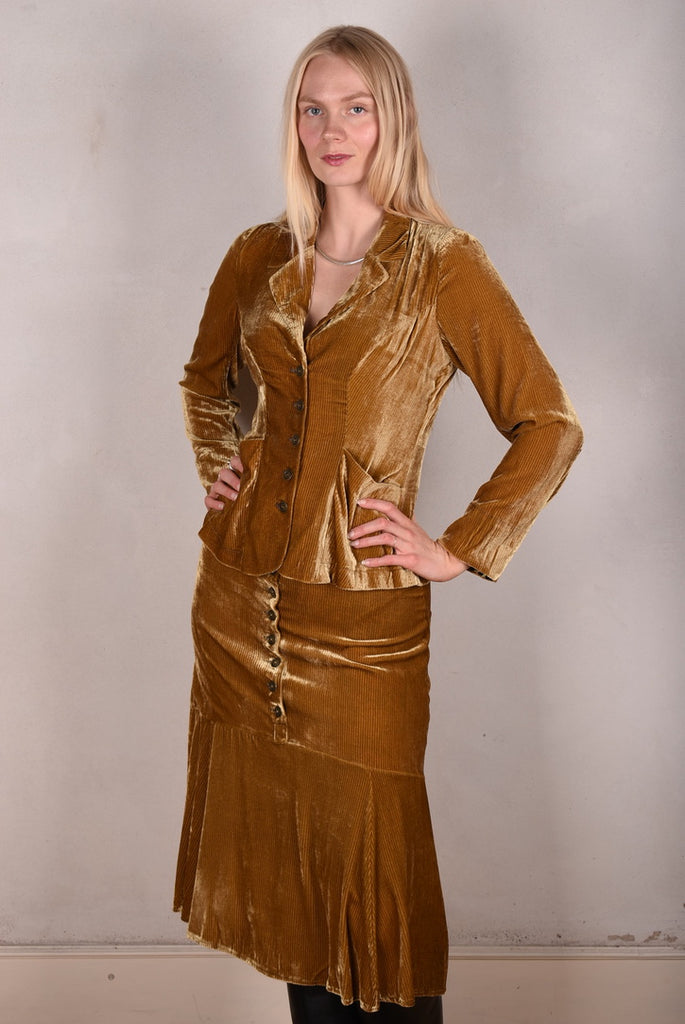 Patti-velvet. Silk stretch Velvet corduroy jacket. Camel with details in print "Angels/demons" - Tone Barker Silk