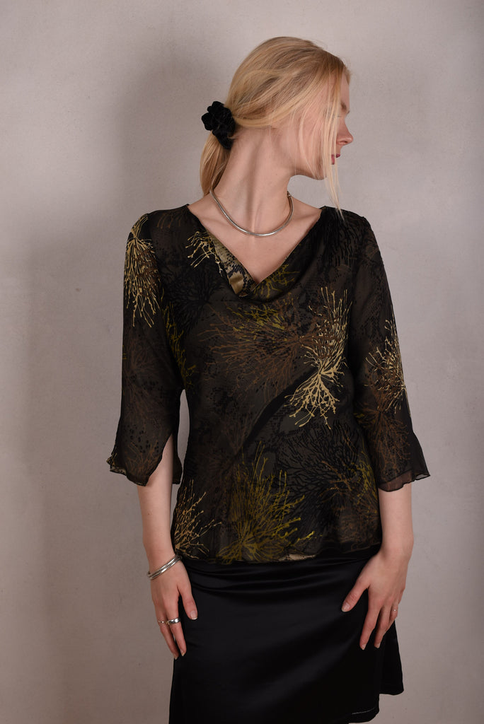 "Thinkatop" Reversible silk blouse. Prints: Bluweed/Dark Snake - Tone Barker Silk