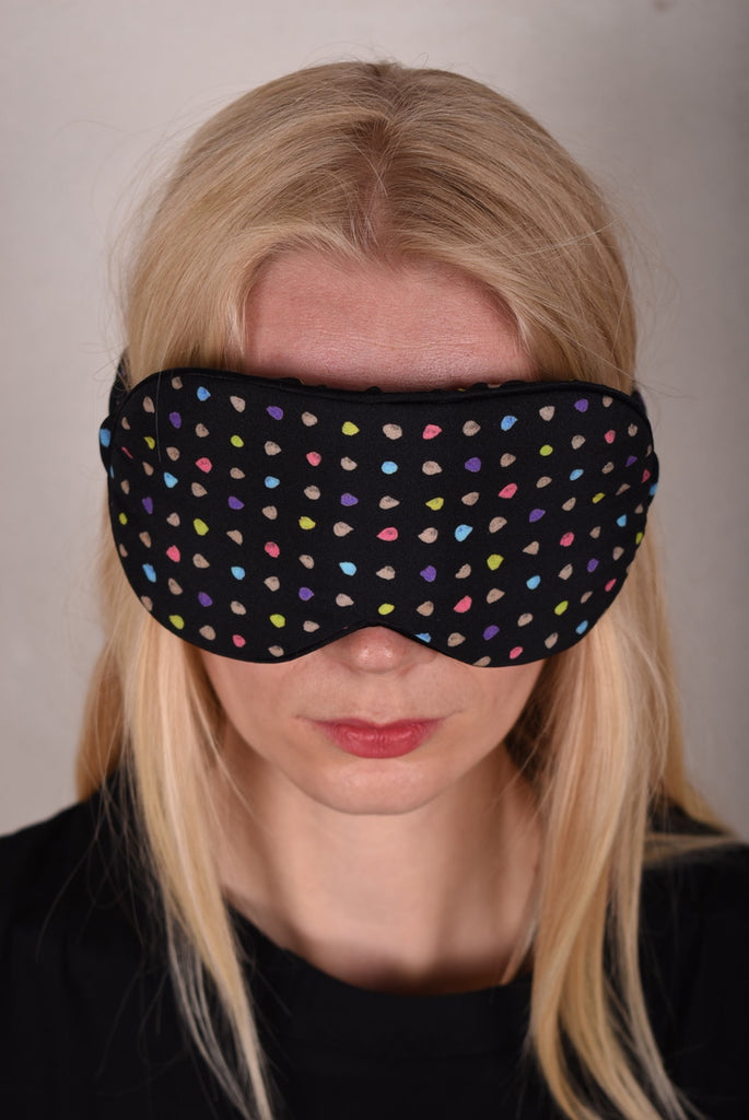 Sleeping mask in pure silk. New version w. extra comfort for your eyes. Print "Blears" - Tone Barker Silk