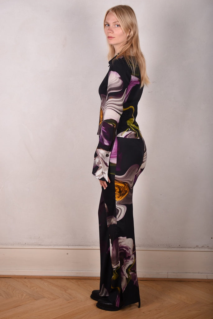 M.BARKER Pants. Stretch silk crepe-satin pants in print "Deflowered" - Tone Barker Silk