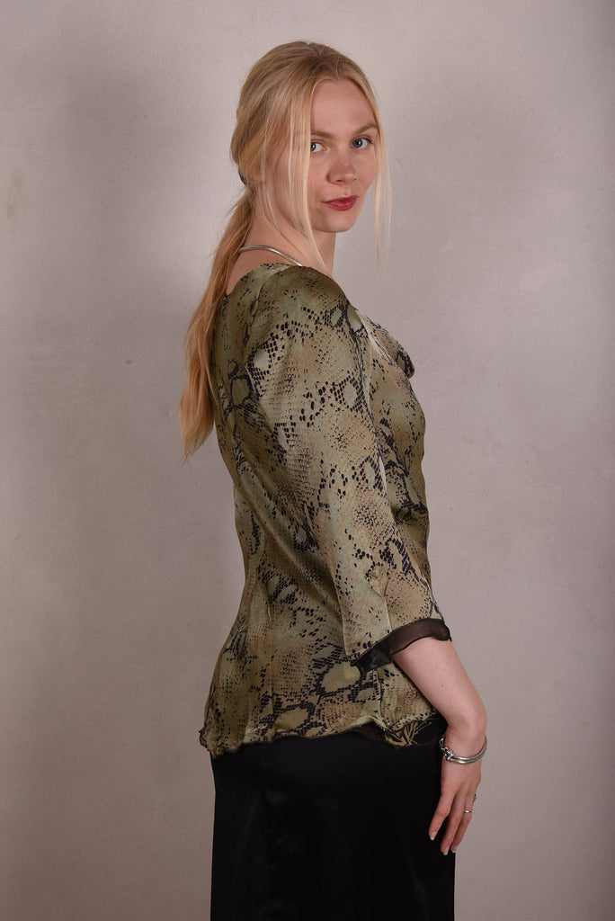 "Thinkatop" Reversible silk blouse. Prints: Bluweed/Dark Snake - Tone Barker Silk