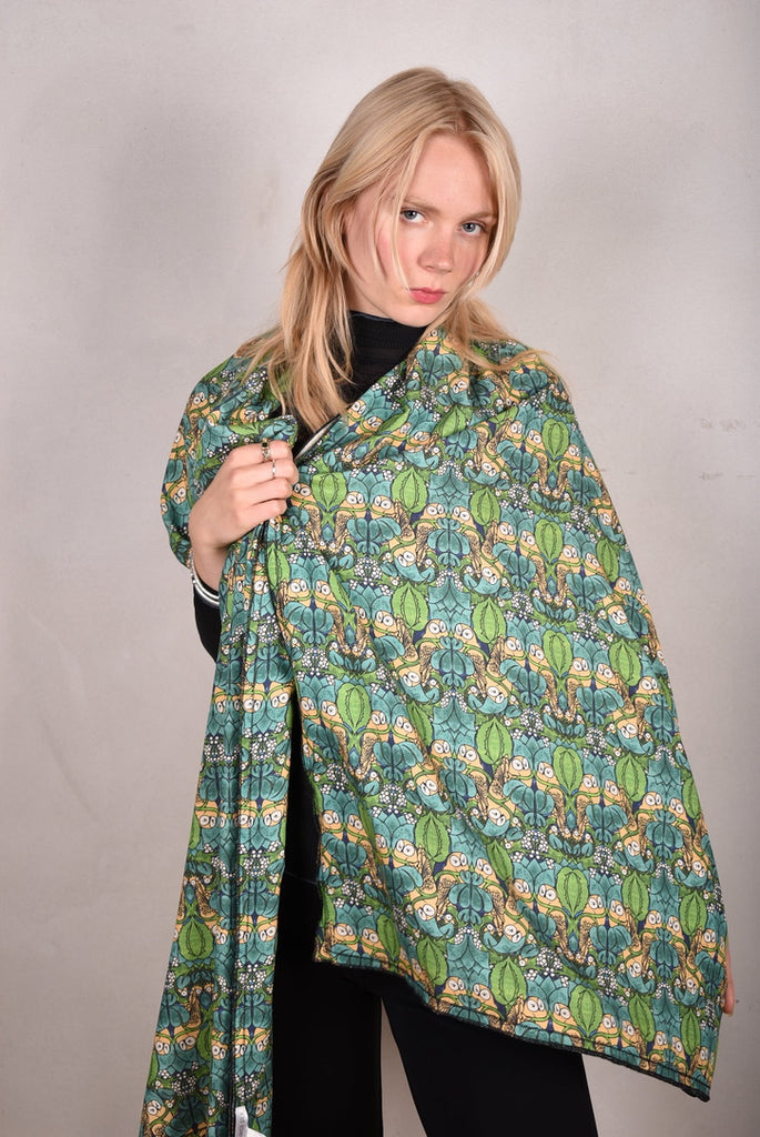Shawl in double Noil Silk/Rayon mix 60%silk/40%viscose. 70X200 cm "Nowlie" - Tone Barker Silk