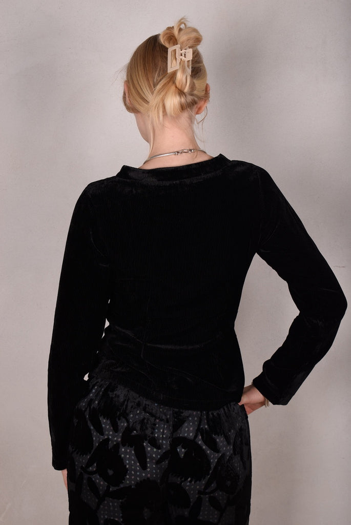 Caudrey Our classic blouse in a corduroy-velvet version. Black - Tone Barker Silk