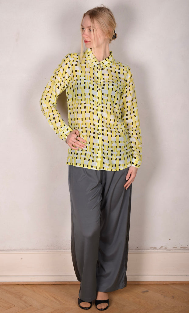 Tamie-crepe. 100% Silk crepe shirt. Print "Yasket" - Tone Barker Silk