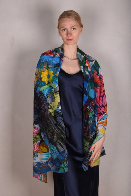 Artist Scarf. Silk Crepe-de-Chine 70X200 cm. "Giadams" by Nulle Oigaard - Tone Barker Silk