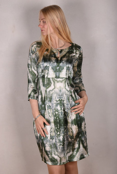 Maudacity. The classic dress in stretch silk satin (Mar-Green) - Tone Barker Silk