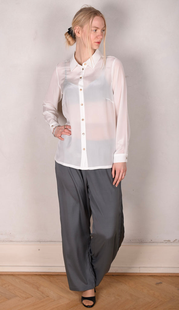 Tamie-crepe. 100% Silk crepe shirt. White - Tone Barker Silk