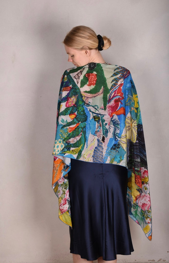 Artist Scarf. Silk Crepe-de-Chine 70X200 cm. "Giadams" by Nulle Oigaard - Tone Barker Silk