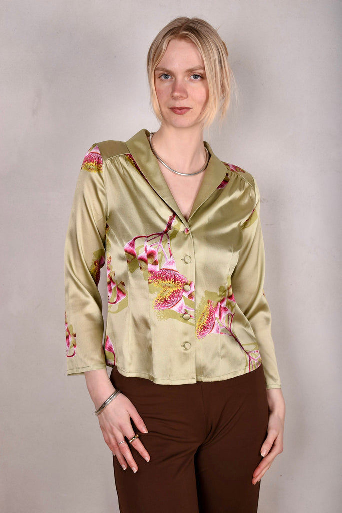 Bifty. Shirt/jacket in Stretch Silk Satin with covered buttons "Khanut"