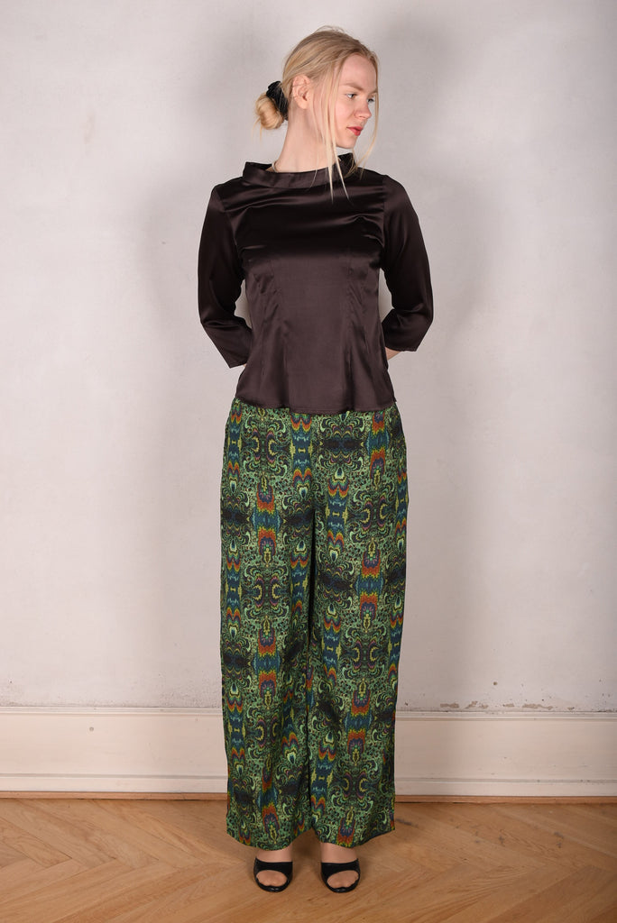 Norah, Wide legged  trousers in Stretch satin Silk. "Fraktal Green" - Tone Barker Silk