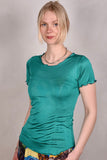 Jer-tee. Short sleeve T-shirt in 100% silk jersey. Green-Pet