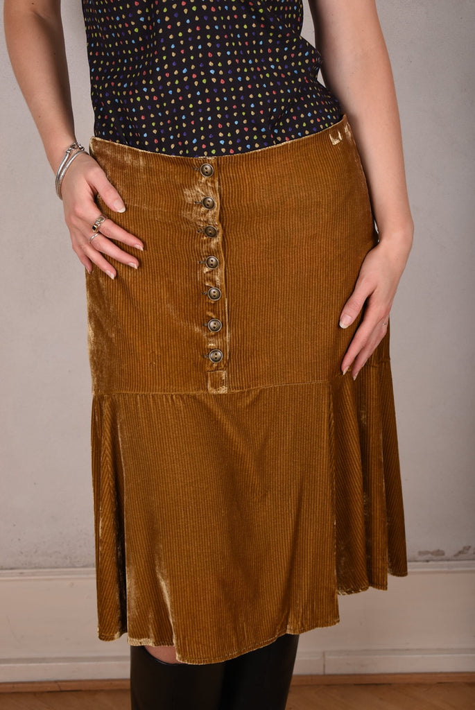 Joan-velvet. Skirt in silk/viscose corduroy velvet. Camel (lining in print "Angel/demon" silk) - Tone Barker Silk