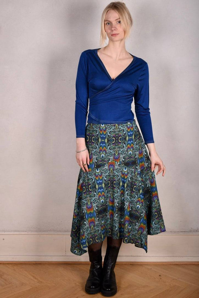 Wrapic. Wrap top in 100% silk jersey (silk knit) Col.: "Blue" - Tone Barker Silk