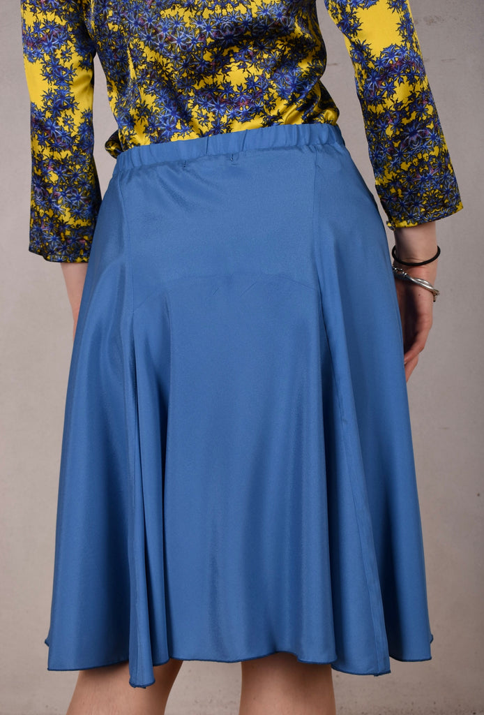Tango, skirt in stretch silk satin, 95%silk/5% elastane. "Blupal" (Matte silk) - Tone Barker Silk