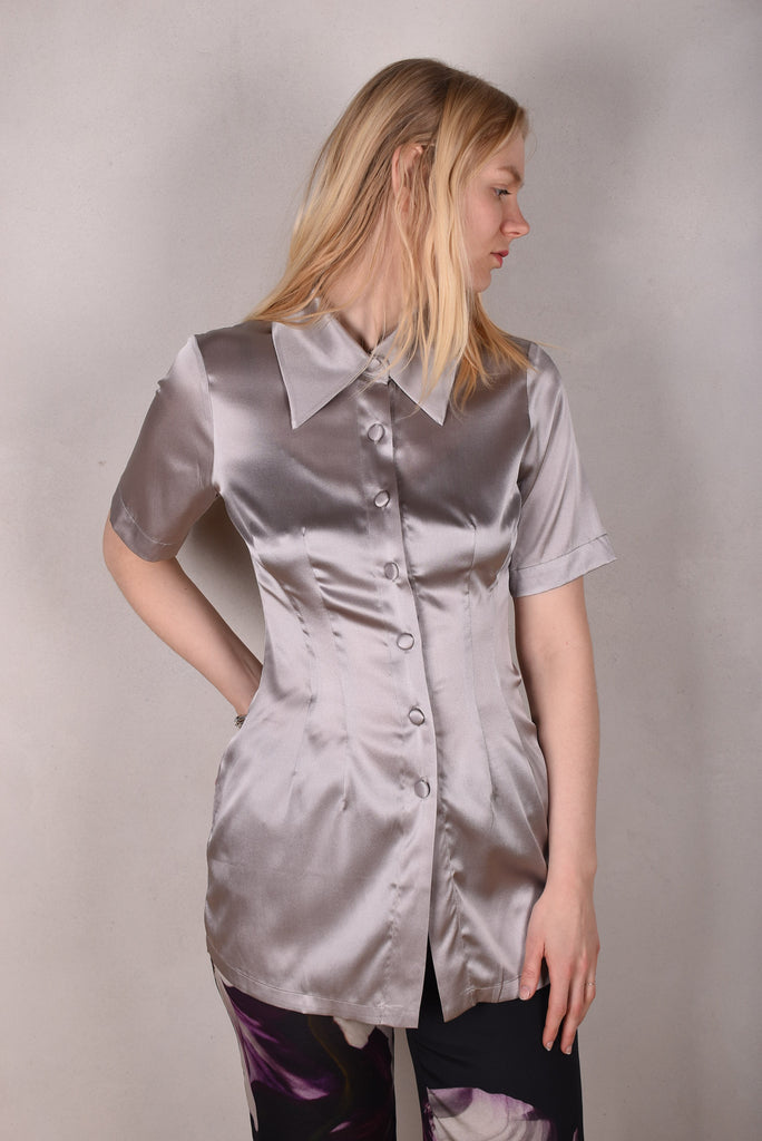 M.BARKER long shirt w.short sleeves and pockets on backside "Silver" - Tone Barker Silk