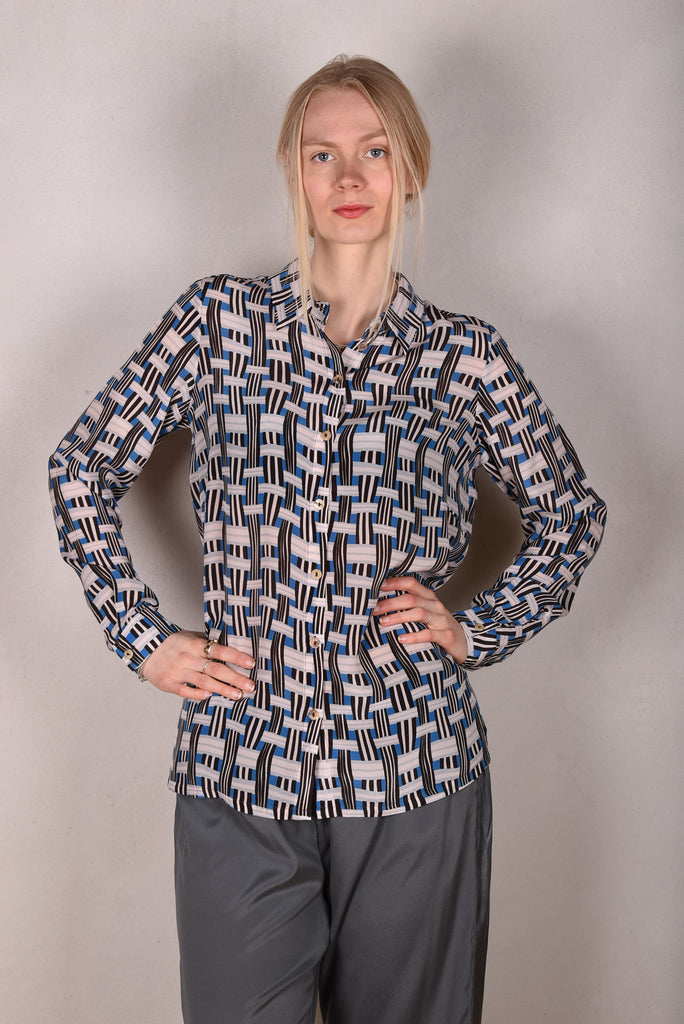 Tamie-crepe. 100% Silk crepe shirt. Print "Blasket" - Tone Barker Silk