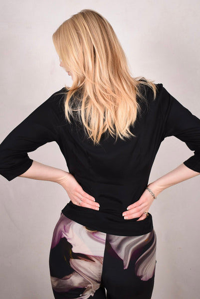 Audrey. Silk stretch top, classic style. "Black"