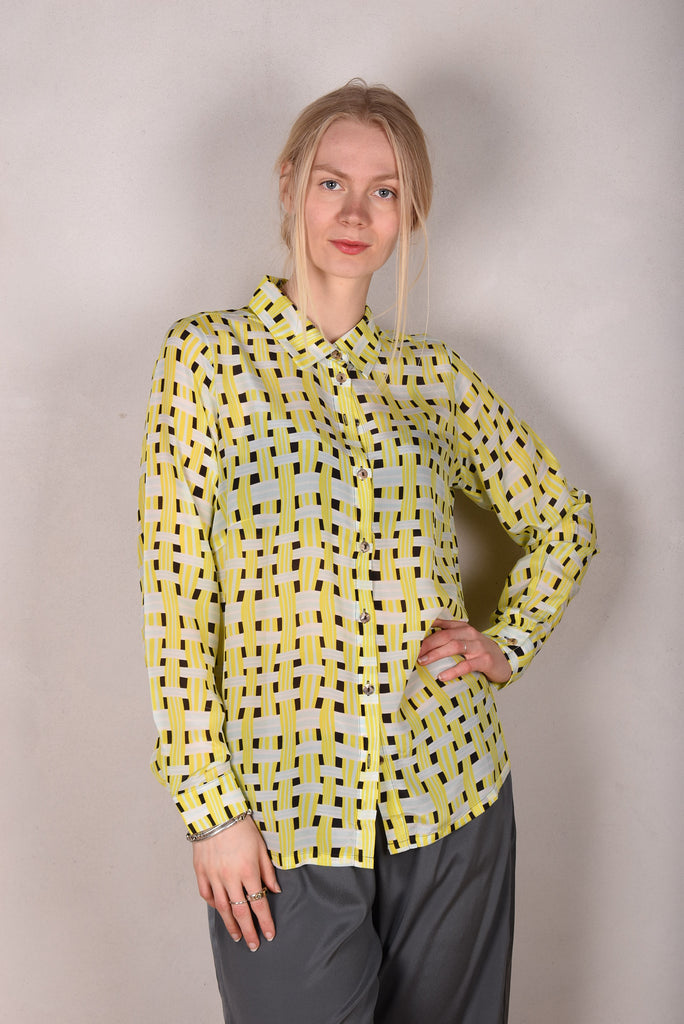 Tamie-crepe. 100% Silk crepe shirt. Print "Yasket" - Tone Barker Silk