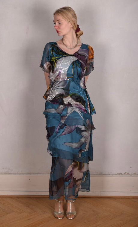 San-Frida The magic dress in spring/summer version. Print: "Blowered" - Tone Barker Silk