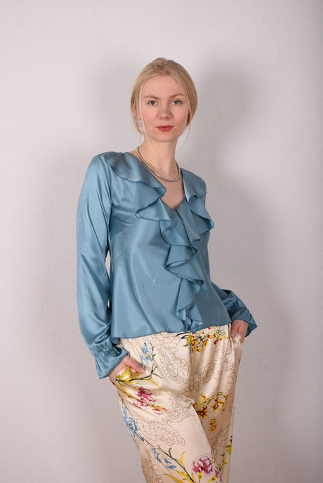 Palma-Stretch de Luxe. Silk shirt/blouse  with Volant and long sleeves. Col: Bali-blue - Tone Barker Silk