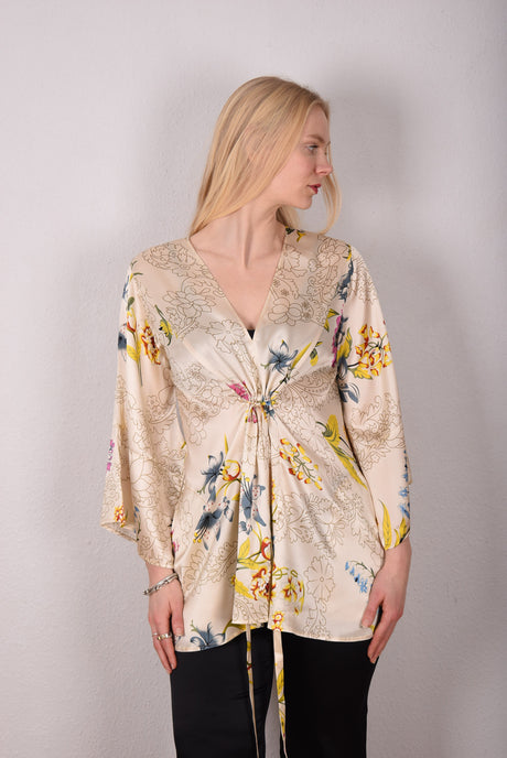 Suleima-Stretch. Tunic top with kimono sleeves and side pockets. Print: Lillies - Tone Barker Silk