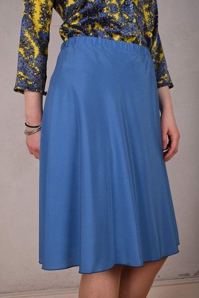 Tango, skirt in stretch silk satin, 95%silk/5% elastane. "Blupal" (Matte silk) - Tone Barker Silk