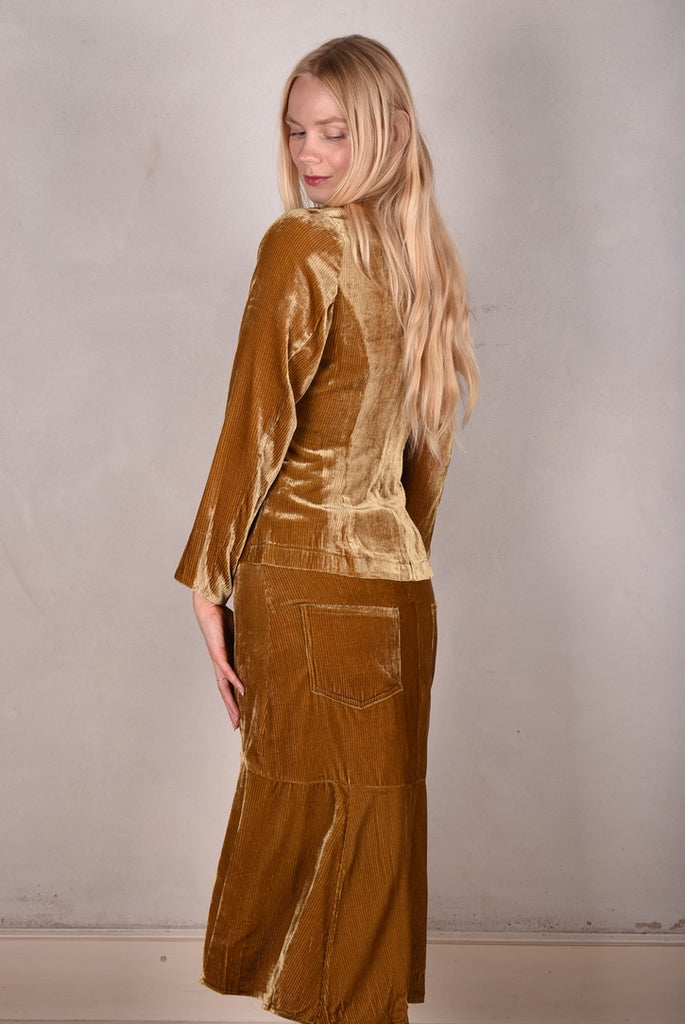 Patti-velvet. Silk stretch Velvet corduroy jacket. Camel with details in print "Angels/demons" - Tone Barker Silk