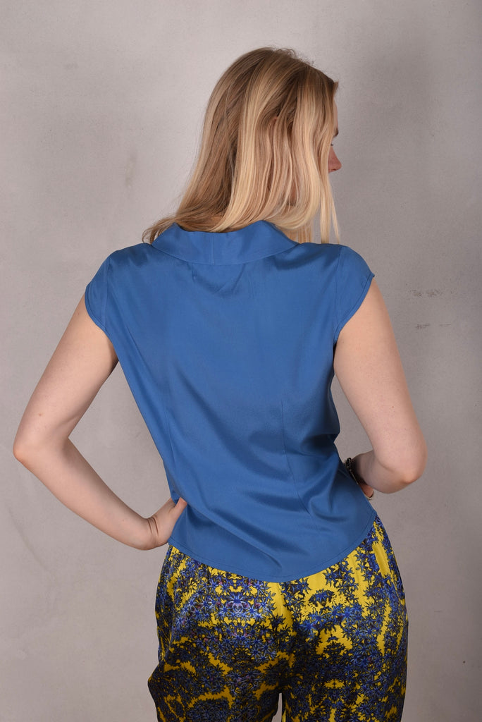 Sif. Short sleeve stretch silk blouse "Blupal" - Tone Barker Silk
