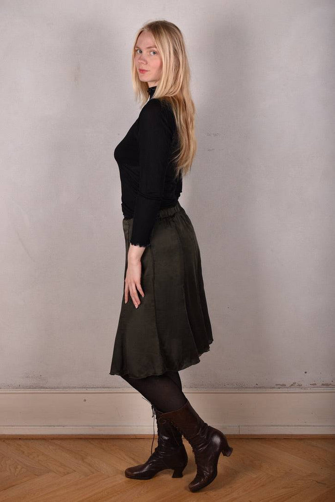 Monanu, reversible silk skirt in two layers of silk, sewn in panels "Dark/Camofleur - Tone Barker Silk
