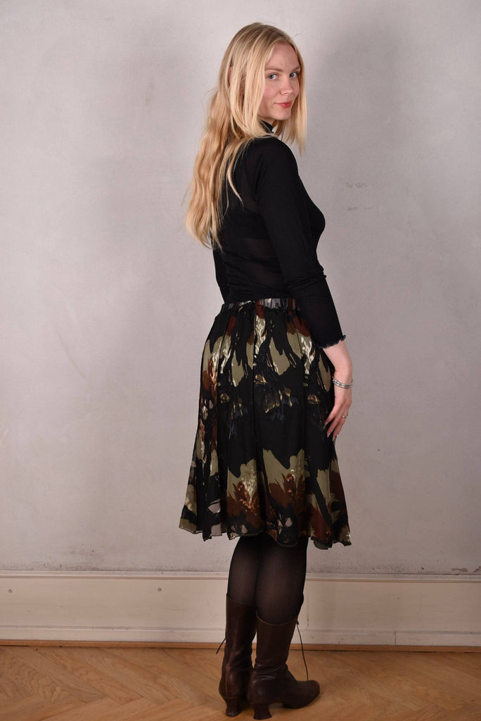 Monanu, reversible silk skirt in two layers of silk, sewn in panels "Dark/Camofleur - Tone Barker Silk