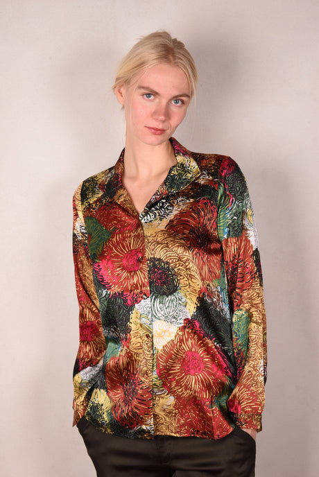 Alexa Stretch Silk shirt w. turtle-neck / collar. Print: "Swirl" - Tone Barker Silk