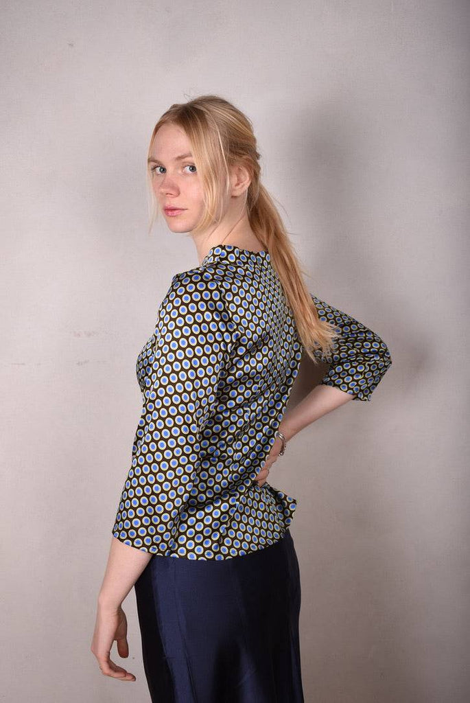 Audrey. Silk stretch top, classic style. (Dabludot) - Tone Barker Silk