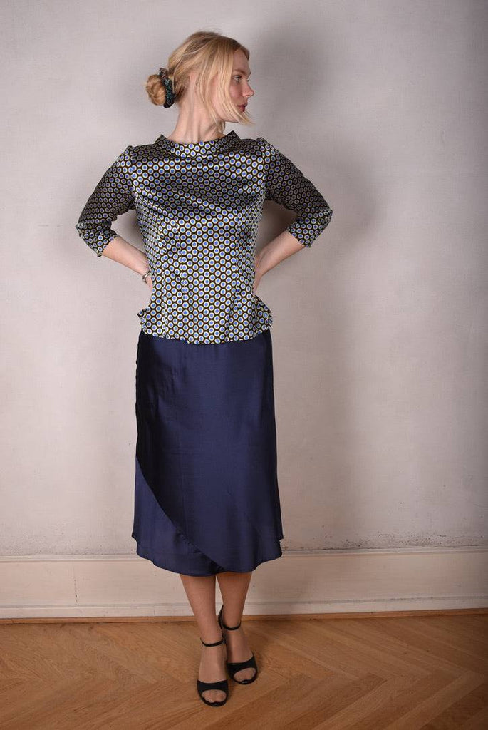 Audrey. Silk stretch top, classic style. (Dabludot) - Tone Barker Silk