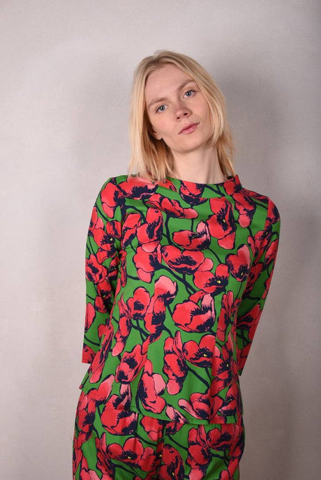 Audrey. Silk stretch top, classic style. (Grass Poppy) - Tone Barker Silk