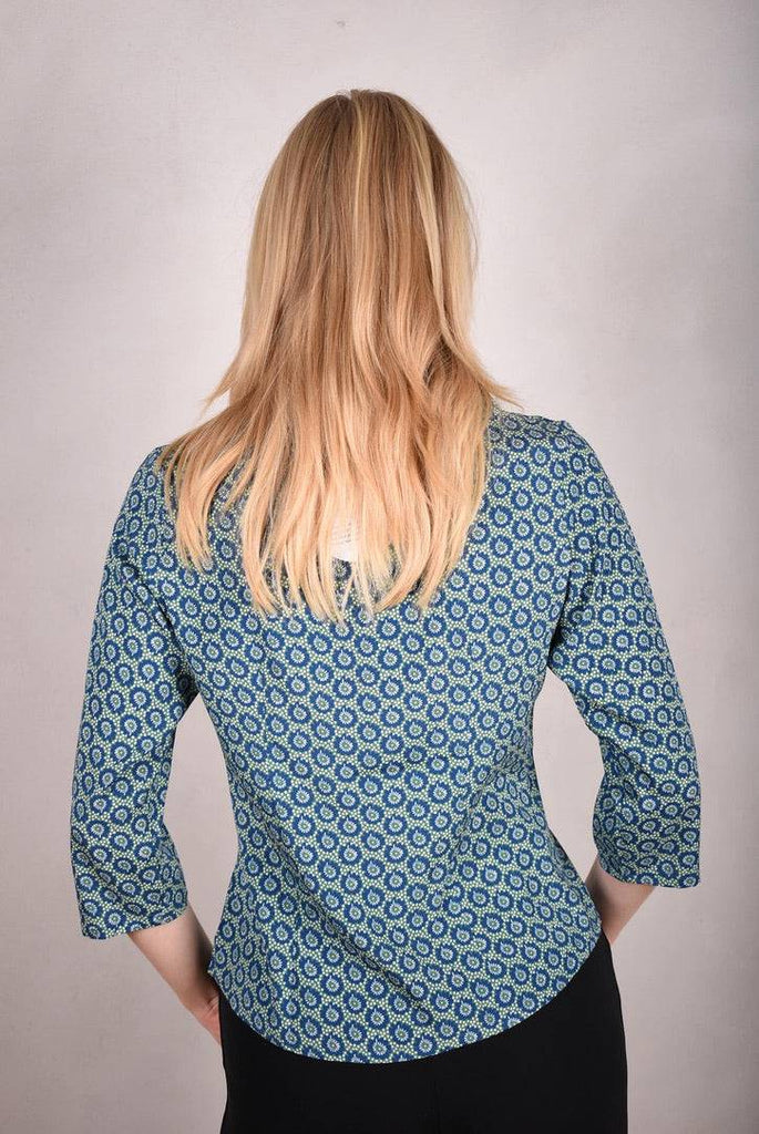 Audrey. Silk stretch top, classic style. "Nugard" - Tone Barker Silk