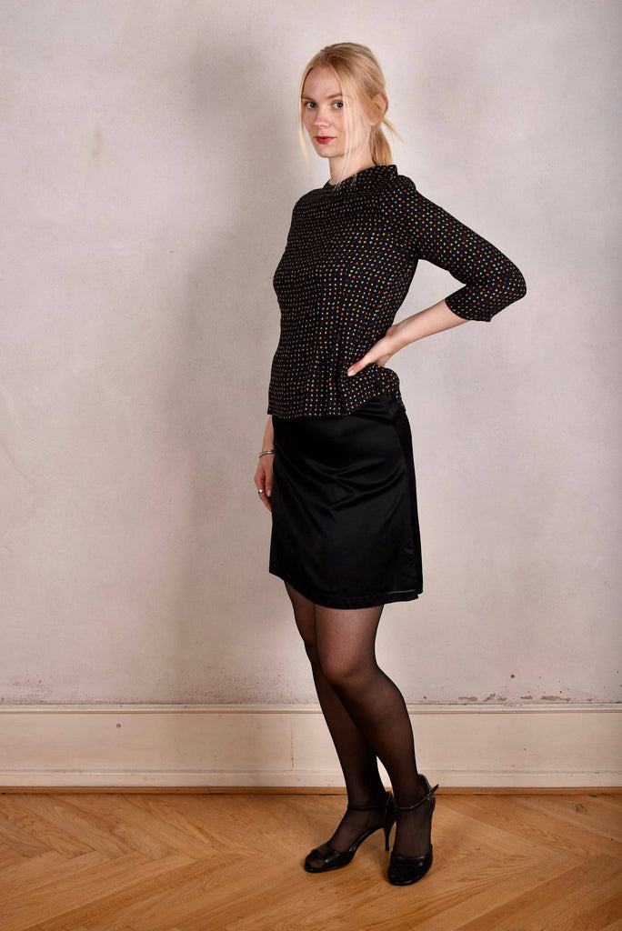 Audrey. Silk stretch top, classic style. Print: "Blears" - Tone Barker Silk