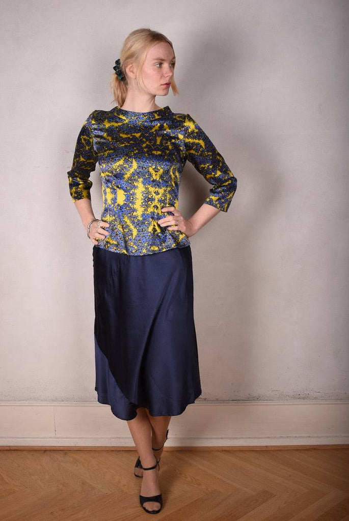 Audrey. Silk stretch top, classic style. (Sand Reef) - Tone Barker Silk