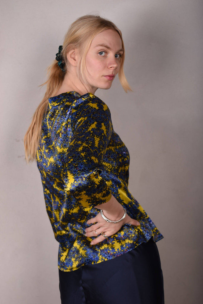 Audrey. Silk stretch top, classic style. (Sand Reef) - Tone Barker Silk