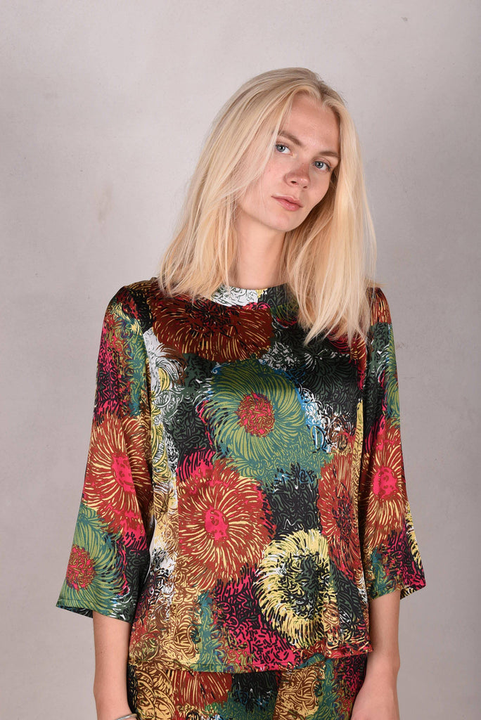 Audrey. Silk stretch top, classic style. (Swirl) - Tone Barker Silk